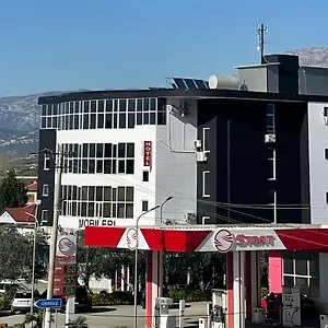 Grand Gjyshi Qerek